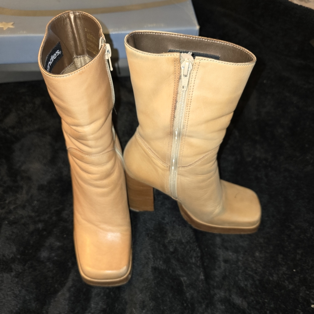 Candies Beige boots